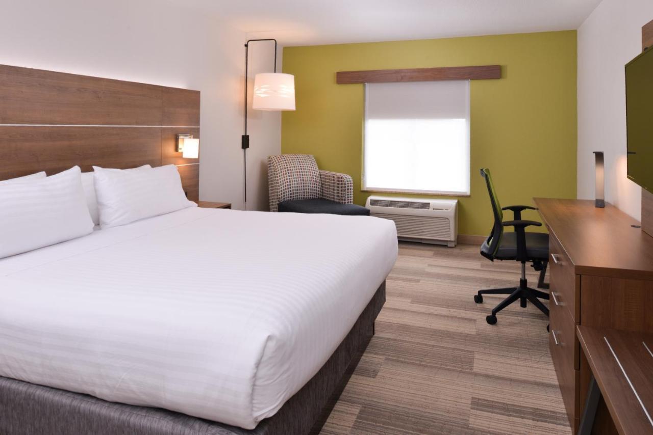Holiday Inn Express Melbourne West By Ihg West Melbourne Екстер'єр фото