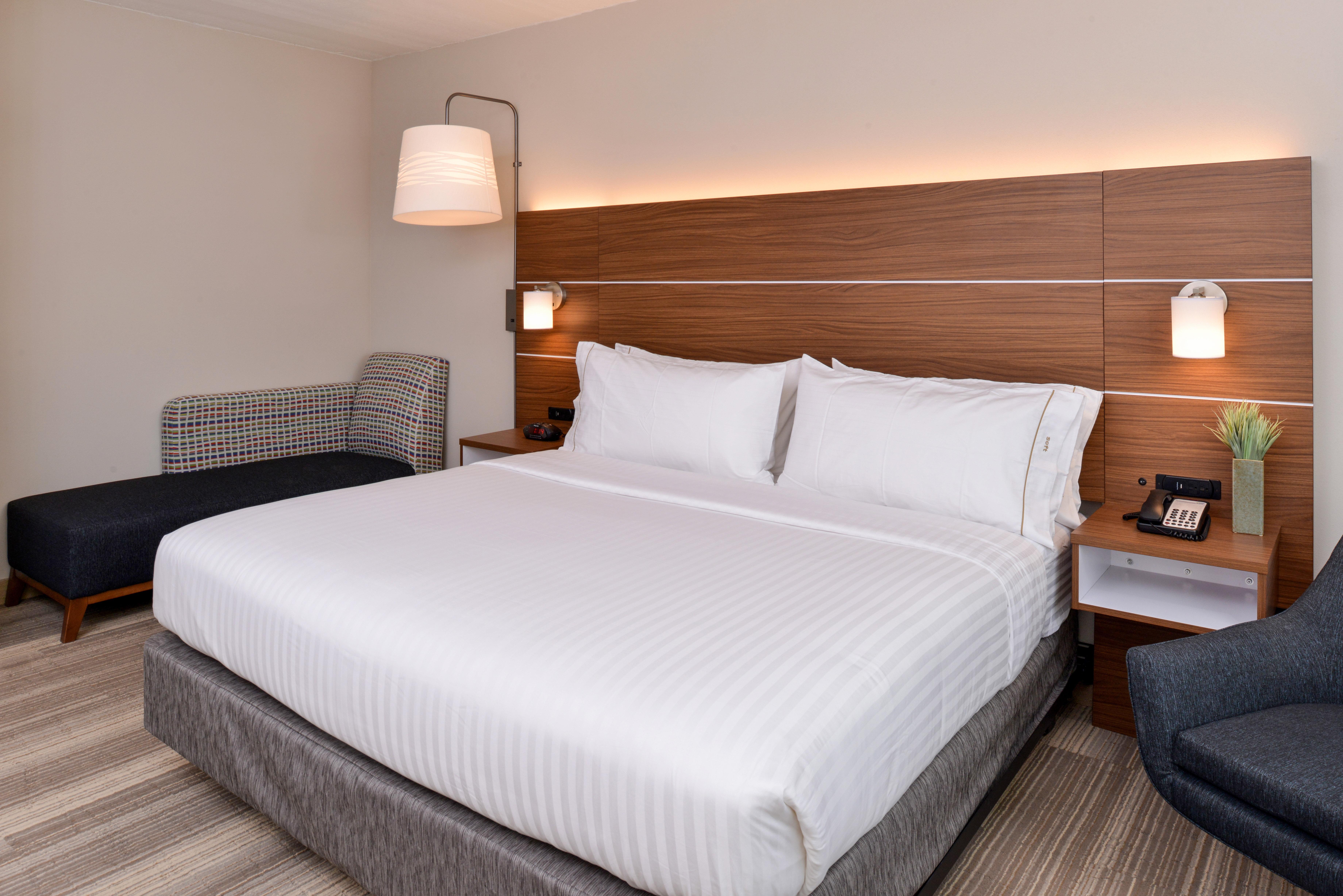 Holiday Inn Express Melbourne West By Ihg West Melbourne Екстер'єр фото